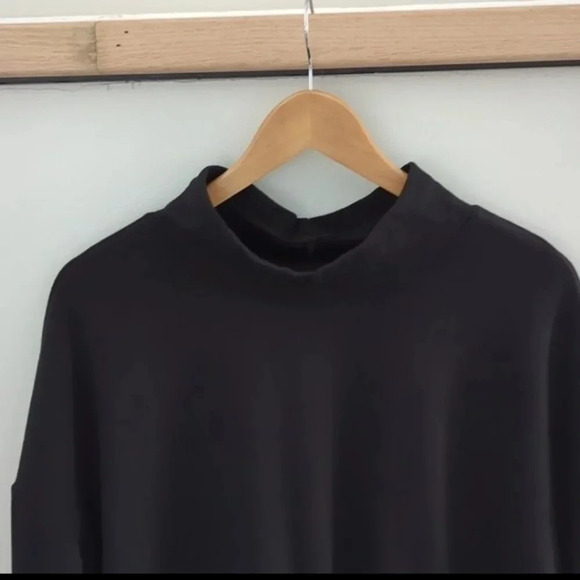 LIZ CLAIBORNE | Women's Black Cowl Neck Drawstring  Fleece Sweater - Picture 5 of 5